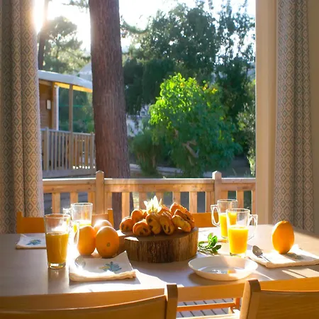 Campo Di Mare 3* بورتو فيكشْيو